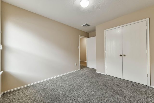 2746 Trinity Glen Lane, Houston, TX 77047