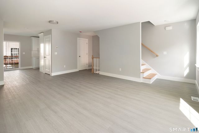 91 Taft Point 11, Waterbury, CT 06701