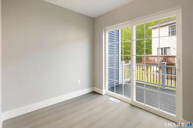91 Taft Point 11, Waterbury, CT 06701