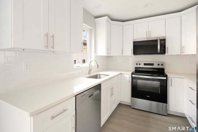 91 Taft Point 11, Waterbury, CT 06701