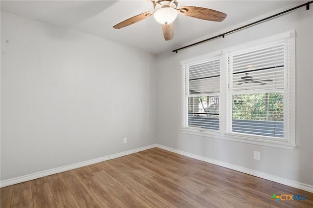1225 N Unicorn Avenue, New Braunfels, TX 78130