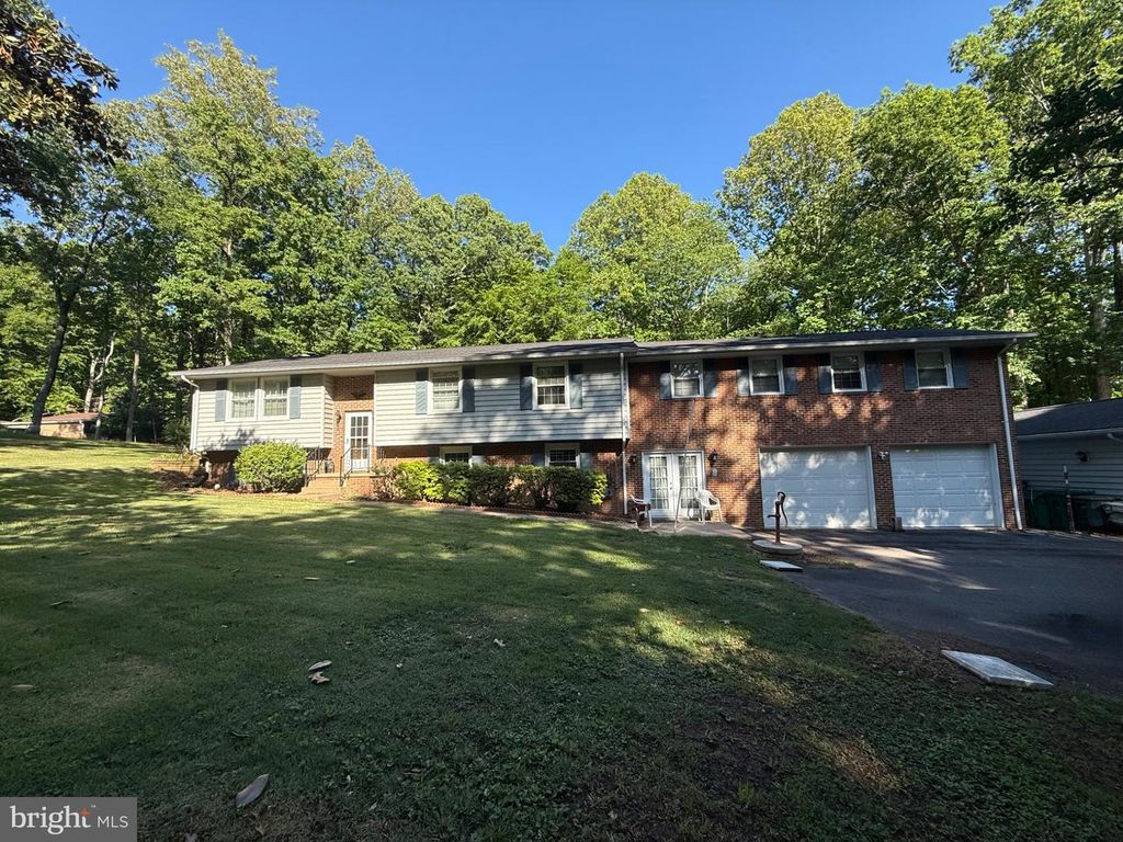 14905 JANUARY CT, Woodbridge, VA 22193