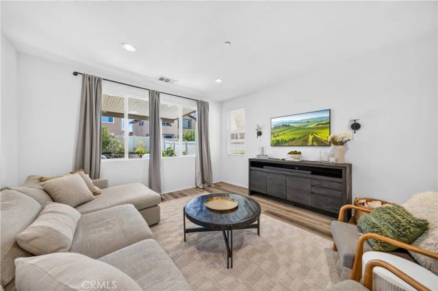 38481 Rosegate Place, Murrieta, CA 92563