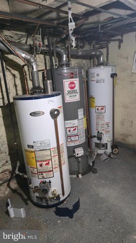 2413 REISTERSTOWN RD, Baltimore, MD 21217