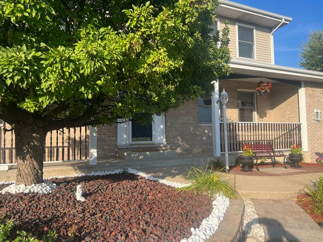 16954 Mohican Drive, Lockport, IL 60441