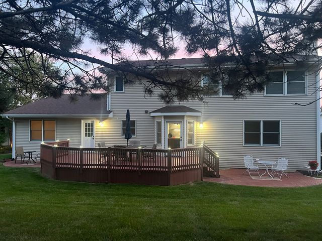 16954 Mohican Drive, Lockport, IL 60441