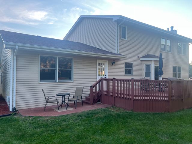 16954 Mohican Drive, Lockport, IL 60441