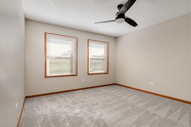 16954 Mohican Drive, Lockport, IL 60441
