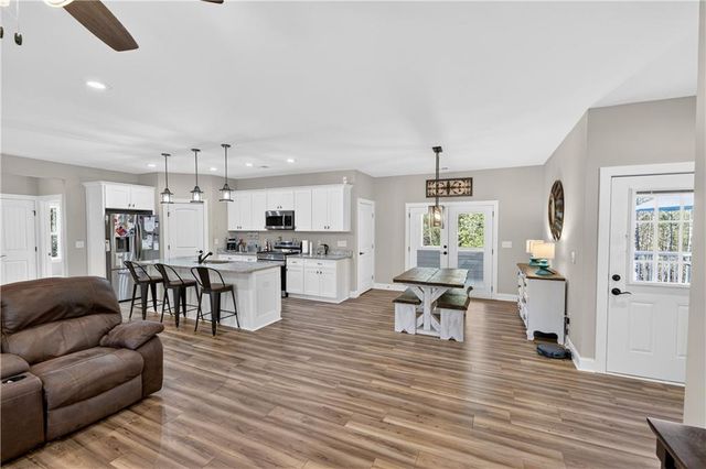 143 Sylvia's Way, Jasper, GA 30143