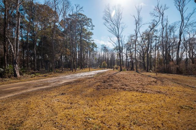 4294 River Road, Johns Island, SC 29455