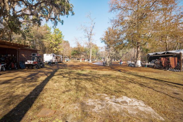 4294 River Road, Johns Island, SC 29455