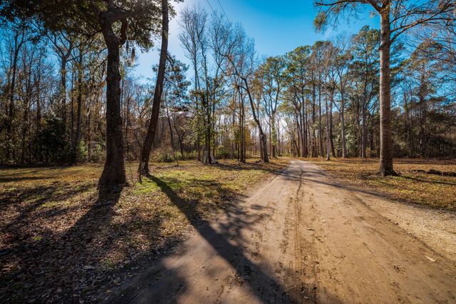 4294 River Road, Johns Island, SC 29455