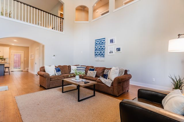 32 Coffee Circle, Pottsboro, TX 75076