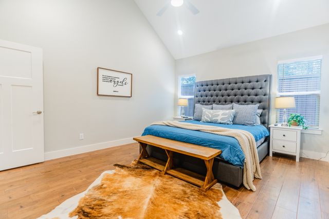 32 Coffee Circle, Pottsboro, TX 75076