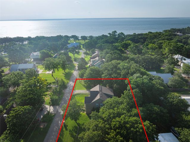 32 Coffee Circle, Pottsboro, TX 75076