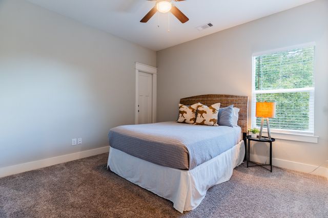 32 Coffee Circle, Pottsboro, TX 75076