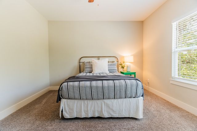 32 Coffee Circle, Pottsboro, TX 75076