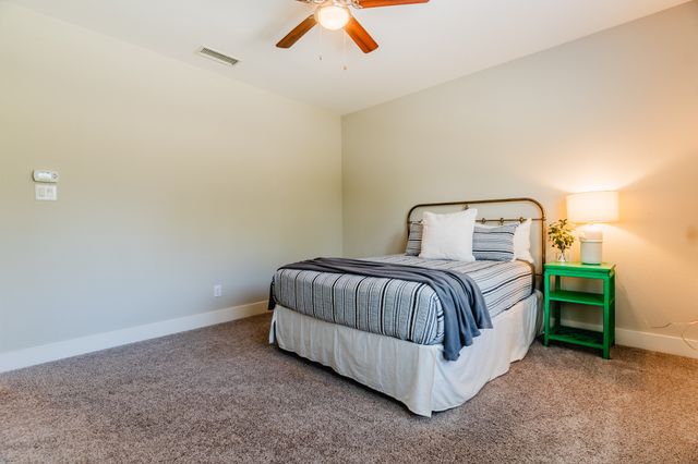 32 Coffee Circle, Pottsboro, TX 75076