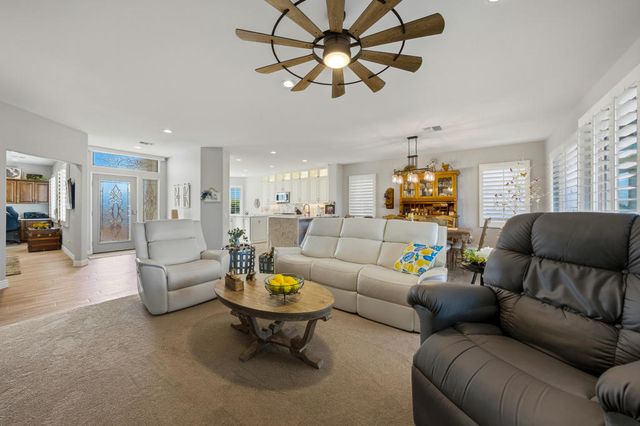 35235 Inverness Avenue, Palm Desert, CA 92211