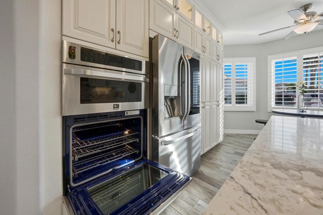 35235 Inverness Avenue, Palm Desert, CA 92211