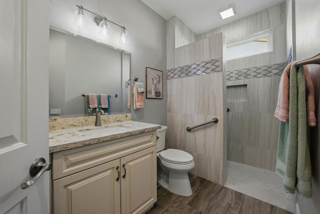 35235 Inverness Avenue, Palm Desert, CA 92211