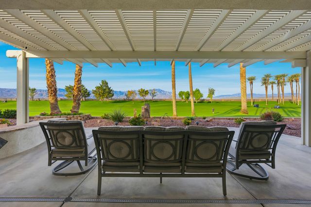 35235 Inverness Avenue, Palm Desert, CA 92211
