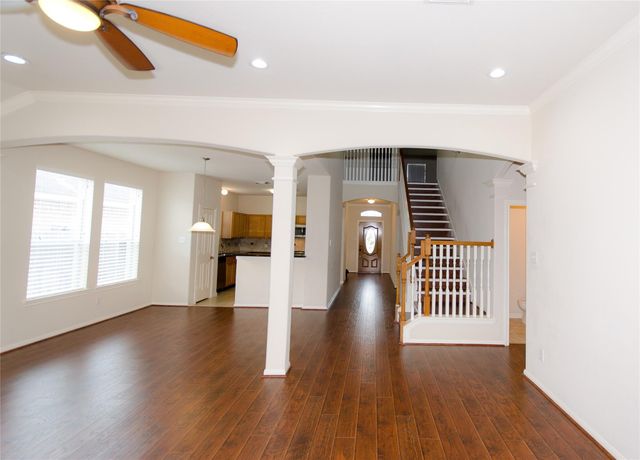 16323 Yabbie Drive, Sugar Land, TX 77498