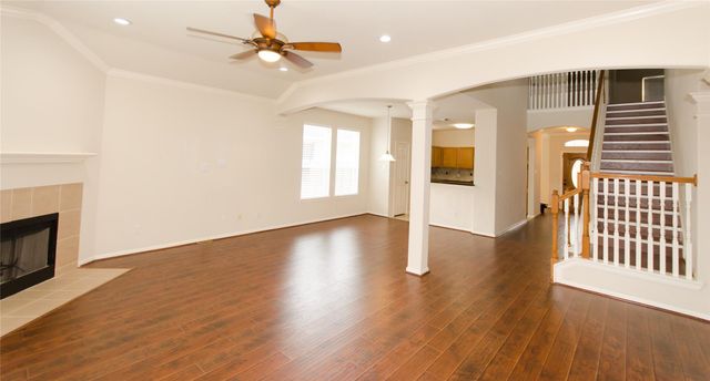 16323 Yabbie Drive, Sugar Land, TX 77498