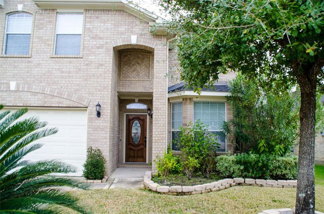 16323 Yabbie Drive, Sugar Land, TX 77498
