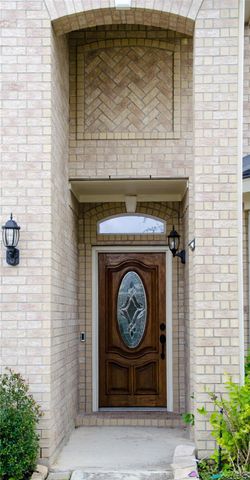 16323 Yabbie Drive, Sugar Land, TX 77498