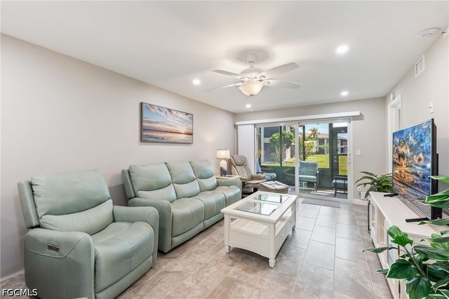 16007 Davis RD 511, Fort Myers, FL 33908