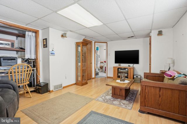 70 SMITHFIELD AVE, Lawrence, NJ 08648