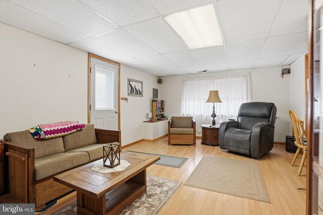 70 SMITHFIELD AVE, Lawrence, NJ 08648