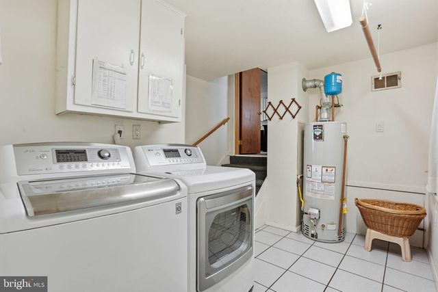 70 SMITHFIELD AVE, Lawrence, NJ 08648