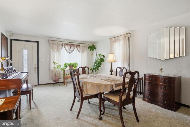 70 SMITHFIELD AVE, Lawrence, NJ 08648