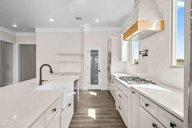 13371 Jeff Winton Drive, El Paso, TX 79928