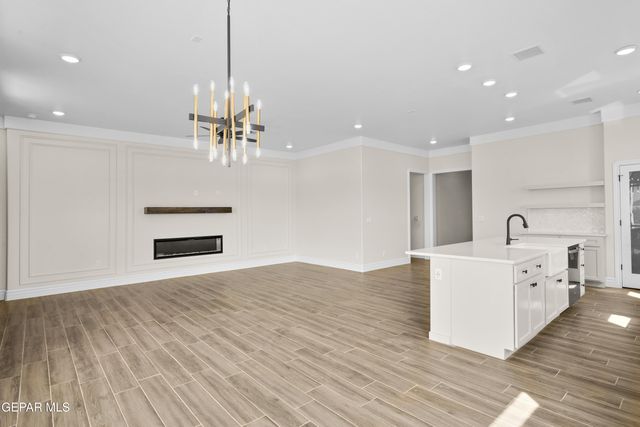 13371 Jeff Winton Drive, El Paso, TX 79928