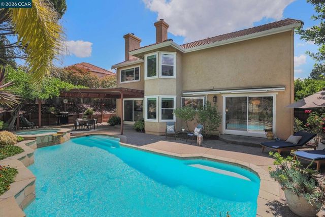 143 Mount Kennedy Dr, Martinez, CA 94553