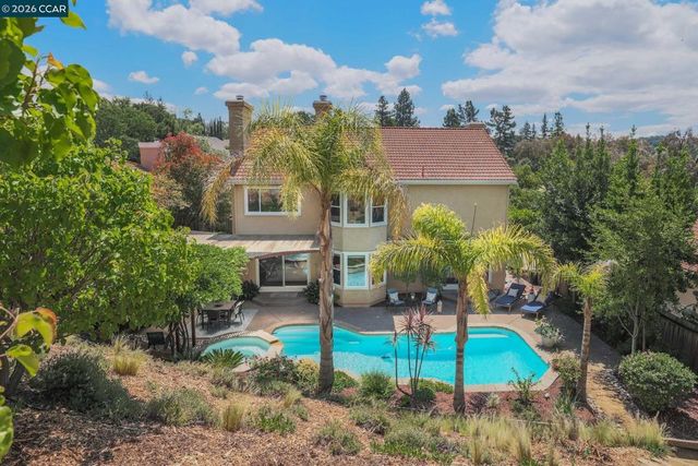 143 Mount Kennedy Dr, Martinez, CA 94553