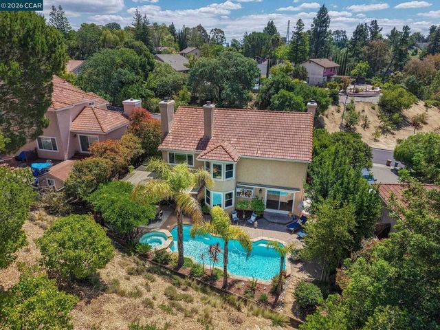 143 Mount Kennedy Dr, Martinez, CA 94553