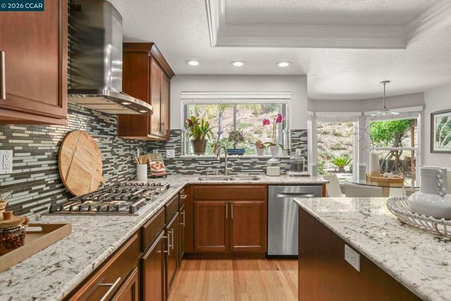 143 Mount Kennedy Dr, Martinez, CA 94553