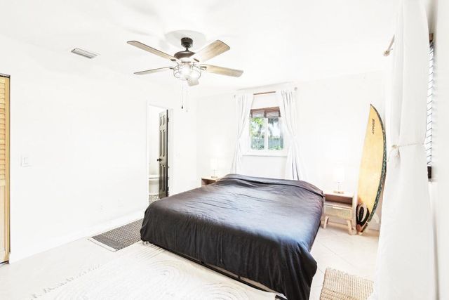2007 NE 21st Terrace E, Jensen Beach, FL 34957