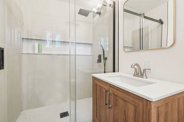 2007 NE 21st Terrace E, Jensen Beach, FL 34957
