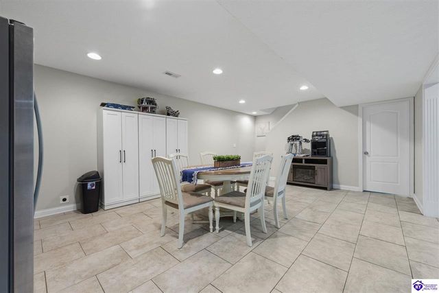 16 Brentwood Drive, Elizabethtown, KY 42701