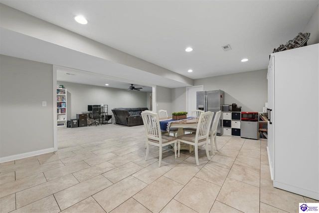 16 Brentwood Drive, Elizabethtown, KY 42701