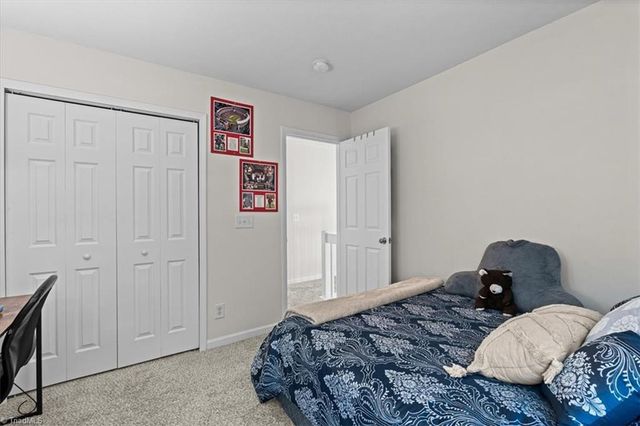 3033 Renaissance Parkway, Jamestown, NC 27282