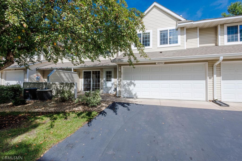 12255 Zealand Avenue N, Champlin, MN 55316