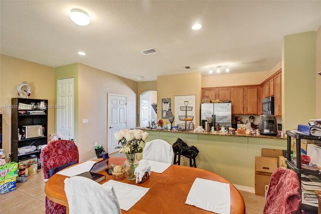 8956 SW 18th St 1106, Miramar, FL 33025