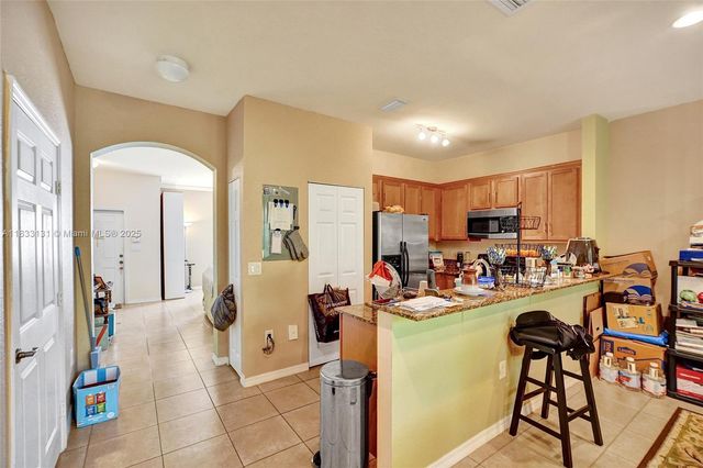 8956 SW 18th St 1106, Miramar, FL 33025