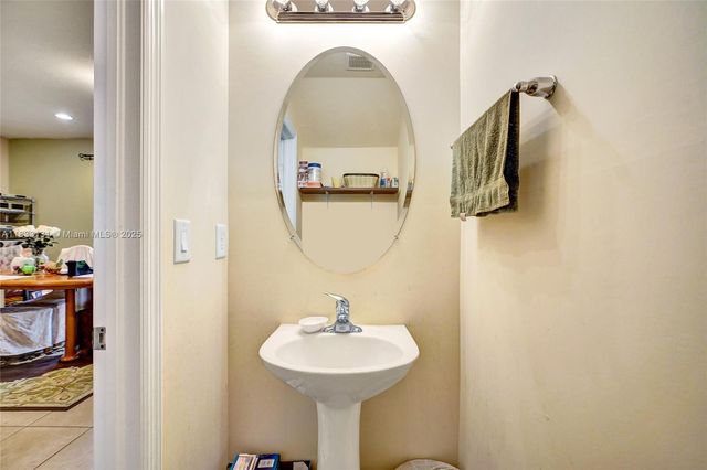 8956 SW 18th St 1106, Miramar, FL 33025
